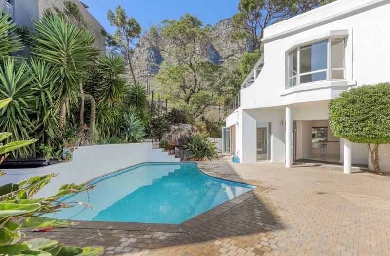4 Bedroom Property for Sale in Camps Bay Western Cape